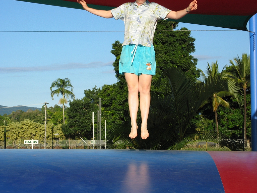 067 Jumping pillow.jpg